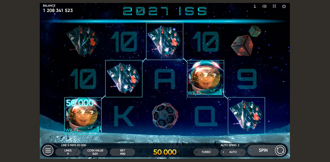 Игровой автомат 2027 ISS. 
